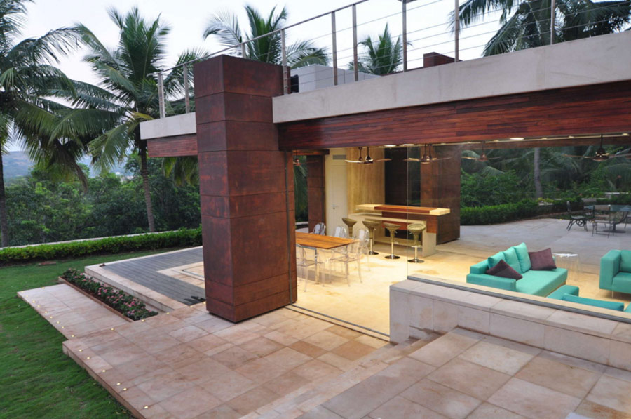 BEACH_HOUSE